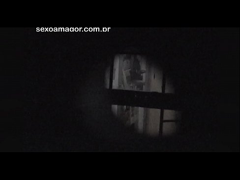 ❤️ Блонді таємно знімає на відео сусідський вуайерист, прихований за порожнистими цеглами ️ Жорстке порно на uk.basseyn-vsem.ru ❌❤